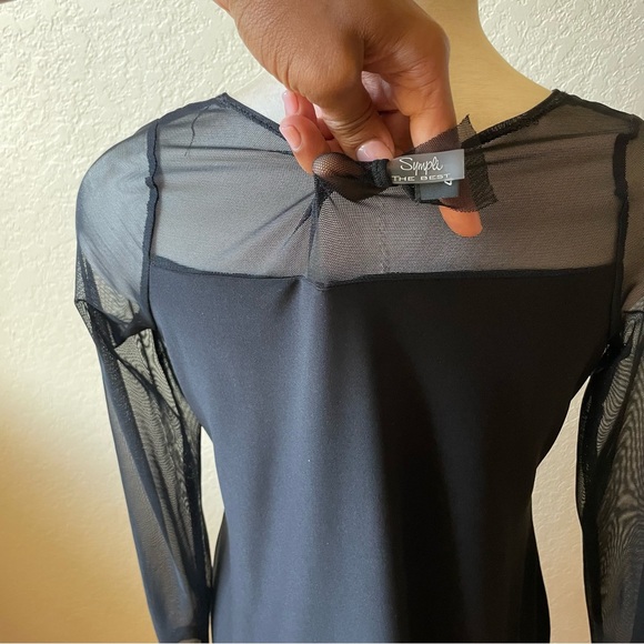 Sympli Mixed Rapt Top 
mesh sleeves - Picture 6 of 7